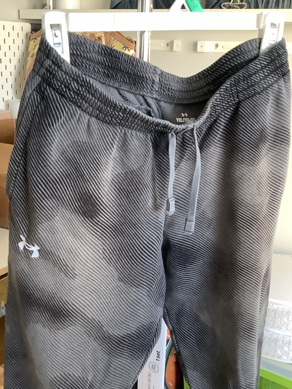Under Armour Men’s Gray Athletic Shorts with Drawstring